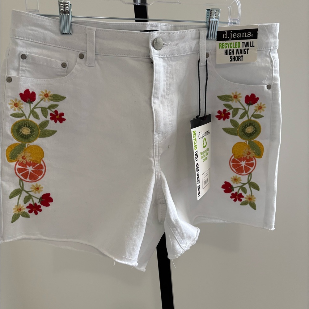 d.jeans embroidered white denim shorts